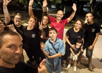 Οι άνθρωποι πίσω από την εκδήλωση στο πρώην Στρατόπεδο Μεγάλου Αλεξάνδρου στους Αμπελόκηπους Θεσσαλονίκης (φωτ.: Facebook / Ένωση Ποντίων Μενεμένης «Ο Εύξεινος Πόντος»)