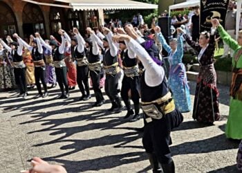 (Φωτ.: Facebook/Σύλλογος Ποντίων Κολωνίας - Verein der Griechen aus Pontos in Köln)