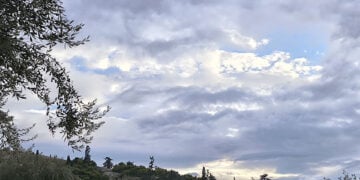 Φθινοπωρινός καιρός, με αυξημένες νεφώσεις  (φωτ.: EUROKINISSI / Γιώργος Κονταρίνης)