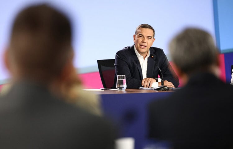Ο πρόεδρος της ΕΛΑΣ Αλέξης Τσίπρας κατά τη διάρκεια συνέντευξης Τύπου στο πλαίσιο της 90ής ΔΕΘ, στο Συνεδριακό Κέντρο «Ιωάννης Βελλίδης». Τετάρτη 9 Σεπτεμβρίου 2026 (φωτ.: ΑΠΕ-ΜΠΕ / Αχιλλέας Χήρας)