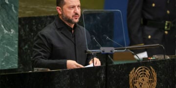 Ο Βολοντίμιρ Ζελένσκι στο βήμα της 81ης Γενικής Συνέλευσης των Ηνωμένων Εθνών. Τετάρτη 23 Σεπτεμβρίου 2026 (φωτ.: EPA / Sarah Yenesel)
