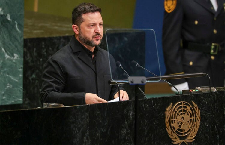 Ο Βολοντίμιρ Ζελένσκι στο βήμα της 81ης Γενικής Συνέλευσης των Ηνωμένων Εθνών. Τετάρτη 23 Σεπτεμβρίου 2026 (φωτ.: EPA / Sarah Yenesel)