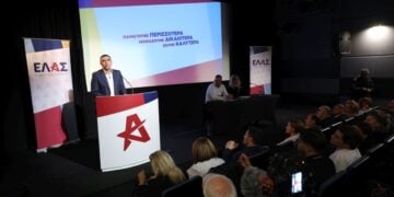 Ο πρόεδρος της ΕΛΑΣ Αλέξης Τσίπρας, μίλησε στη συνεδρίαση των συντονιστικών επιτροπών Αττικής, όπου αναφέρθηκε στις πολιτικές εξελίξεις και στις προτεραιότητες της παράταξης (φωτ.: Γιάννης Παναγόπουλος/ EUROKINISSI)
