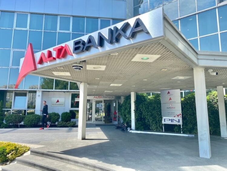 (Πηγή: ALTA Banka/ google.com/maps/contrib/113689450991809539922)