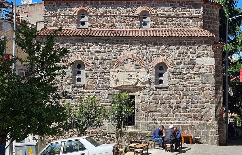 Ο ναός της Αγίας Άννας (σήμερα Küçük Ayvasıl Kilisesi) στην Τραπεζούντα (φωτ.: Selin Sur, 2025)
