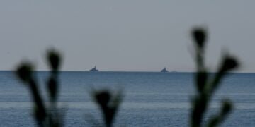 Θέα στον Εύξεινο Πόντο από τις βουλγαρικές ακτές (φωτ. αρχείου: EPA/VASSIL DONEV)