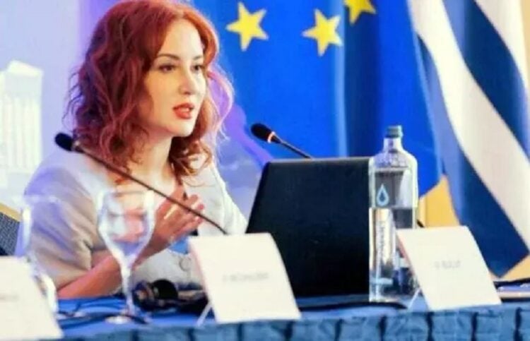 Η Ουζάι Μπουλούτ.