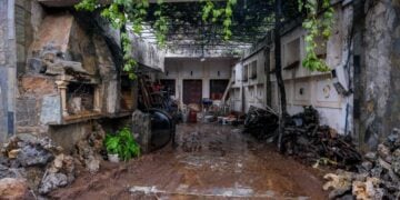Δεύτερη μέρα ισχυρό κύμα κακοκαιρίας πλήττει την Κρήτη. Οι καταστροφές είναι μεγάλες σε κάποια σημεία του νησιού, όπως στα Ζωνιανά του δήμου Μυλοποτάμου (φωτ.: Αντώνης Ζουριδάκης/ EUROKINISSI)