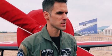 Ο επισμηναγός Χαρίτος θα χαράξει και φέτος τον ουρανό της Θεσσαλονίκης (φωτ.: ΑΠΕ-ΜΠΕ)