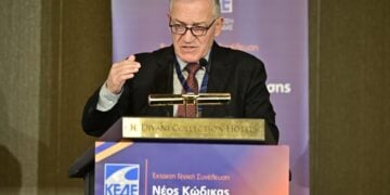 Ο Λάζαρος Κυρίζογλου σε παλαιότερη γενική συνέλευση της Κεντρικής Ένωσης Δήμων Ελλάδας (ΚΕΔΕ) (φωτ. αρχείου: Μιχάλης Καραγιάννης/EUROKINISSI)