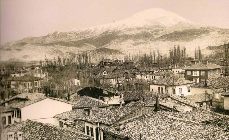 Άποψη της Σπάρτης Πισιδίας, την περίοδο 1900-1903 (φωτ.: enosispartis-mikrasasias.gr)