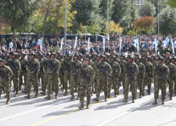 Σε αντίθεση με τις μαθητικές παρελάσεις, κάποιες από τις οποίες θα ακυρωθούν, η στρατιωτική παρέλαση στη Θεσσαλονίκη για την Εθνική Επέτειο της 28ης Οκτωβρίου 1940, θα πραγματοποιηθεί κανονικά (φωτ. αρχείου: Βασίλης Βερβερίδης/ΜΟΤΙΟΝΤΕΑΜ)