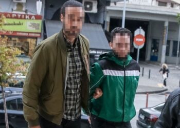 Στα δικαστήρια στη Θεσσαλονίκη για να απολογηθεί ο 22χρονος  κατηγορούμενος για την προμήθεια ναρκωτικών ουσιών στην 20χρονη που κατέληξε μετά τη χρήση MDMA (φωτ.: Νάσος Σιμόπουλος/ EUROKINISSI)