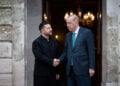Ο Ρετζέπ Ταγίπ Ερντογάν υποδέχθηκε τον Βολοντίμιρ Ζελένσκι, στο Ντολμάμπαχτσε της Κωνσταντινούπολης. Σάββατο 31 Οκτωβρίου 2026 (πηγή: Χ / 
Volodymyr Zelenskyy)