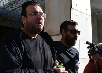 Μεταγωγή του Φίλιππου Καμπούρη από τη ΓΑΔΑ στα δικαστήρια και στον εισαγγελέα. Τετάρτη 7 Οκτωβρίου 2026 (φωτ.: EUROKINISSI / Μιχάλης Παπανικολάου)