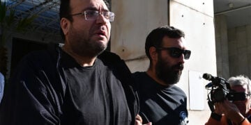 Μεταγωγή του Φίλιππου Καμπούρη από τη ΓΑΔΑ στα δικαστήρια και στον εισαγγελέα. Τετάρτη 7 Οκτωβρίου 2026 (φωτ.: EUROKINISSI / Μιχάλης Παπανικολάου)
