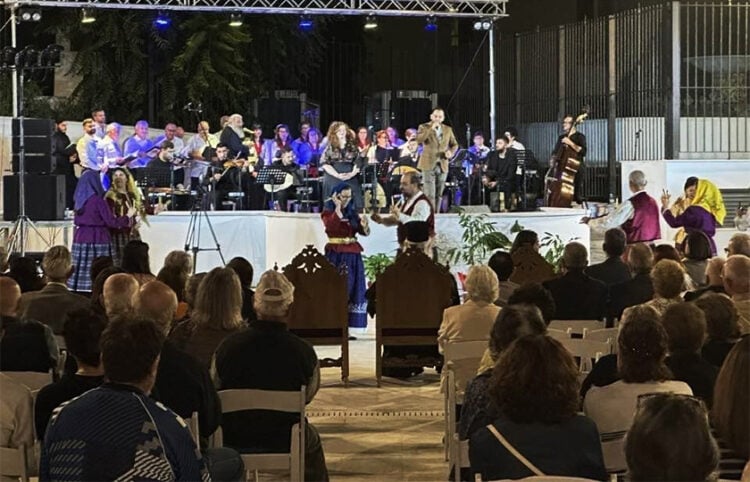 Στιγμιότυπο από τη μουσικοχορευτική εκδήλωση «Κύπρος - Μικρά Ασία: Από την Πόλη στη Μεσαορία», η οποία πραγματοποιήθηκε την 1η Οκτωβρίου 2026 στη Λευκωσία (φωτ.: Πέτρος Πετρίδης / Εκκλησία της Κύπρου)