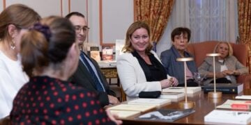 Επίσκεψη της Γενικής Γραμματέως Απόδημου Ελληνισμού και Δημόσιας Διπλωματίας, Μάιρας Μυρογιάννη, στο Λονδίνο.