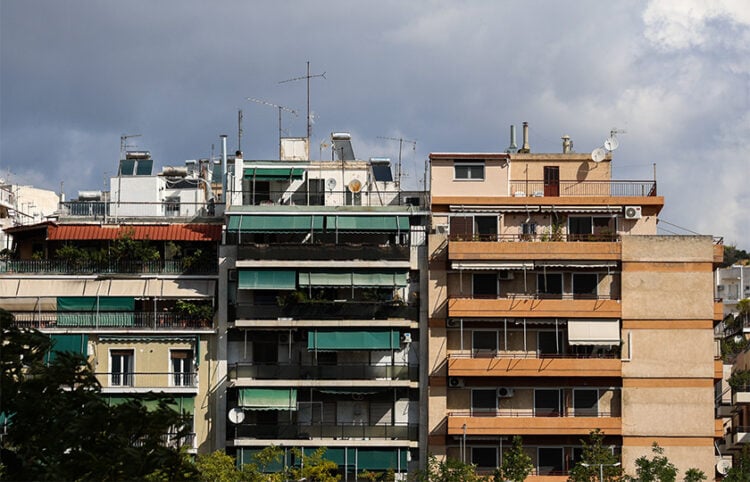 Πολυκατοικίες στην Αθήνα (φωτ.: EUROKINISSI / Γιάννης Παναγόπουλος)