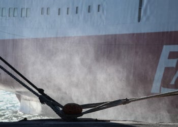 Τα πλοία παραμένουν δεμένα στο λιμάνι της Ραφήνας λόγω των θυελλωδών ανέμων (φωτ. αρχείου: EUROKINISSI / Θανάσης Δημόπουλος)
