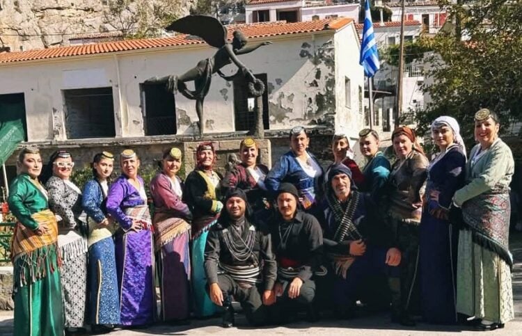 (Φωτ.: Ποντιακός Πολιτιστικός Σύλλογος Μαυροβάτου «Το Καρς»/Facebook)