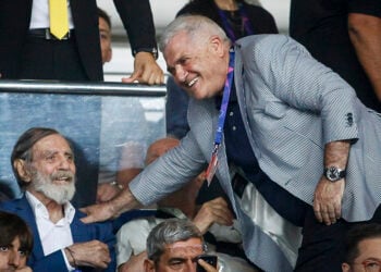 Γιώργος Βαρδινογιάννης και Δημήτρης Μελισσανίδης στις εξέδρες για τον αγώνα ΑΕΚ-Βίντι για το Champions League, στις 28 Αυγούστου 2018 (φωτ.: EUROKINISSI / Θανάσης Δημόπουλος)