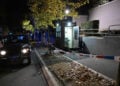 Αποκλεισμένη η περιοχή έξω από την πρεσβεία του Ισραήλ στο Βελιγράδι, όπου αστυνομικός δέχθηκε επίθεση με μαχαίρι. Τετάρτη 28 Οκτωβρίου 2026 (πηγή: Υπουργείο Εσωτερικών Σερβίας)